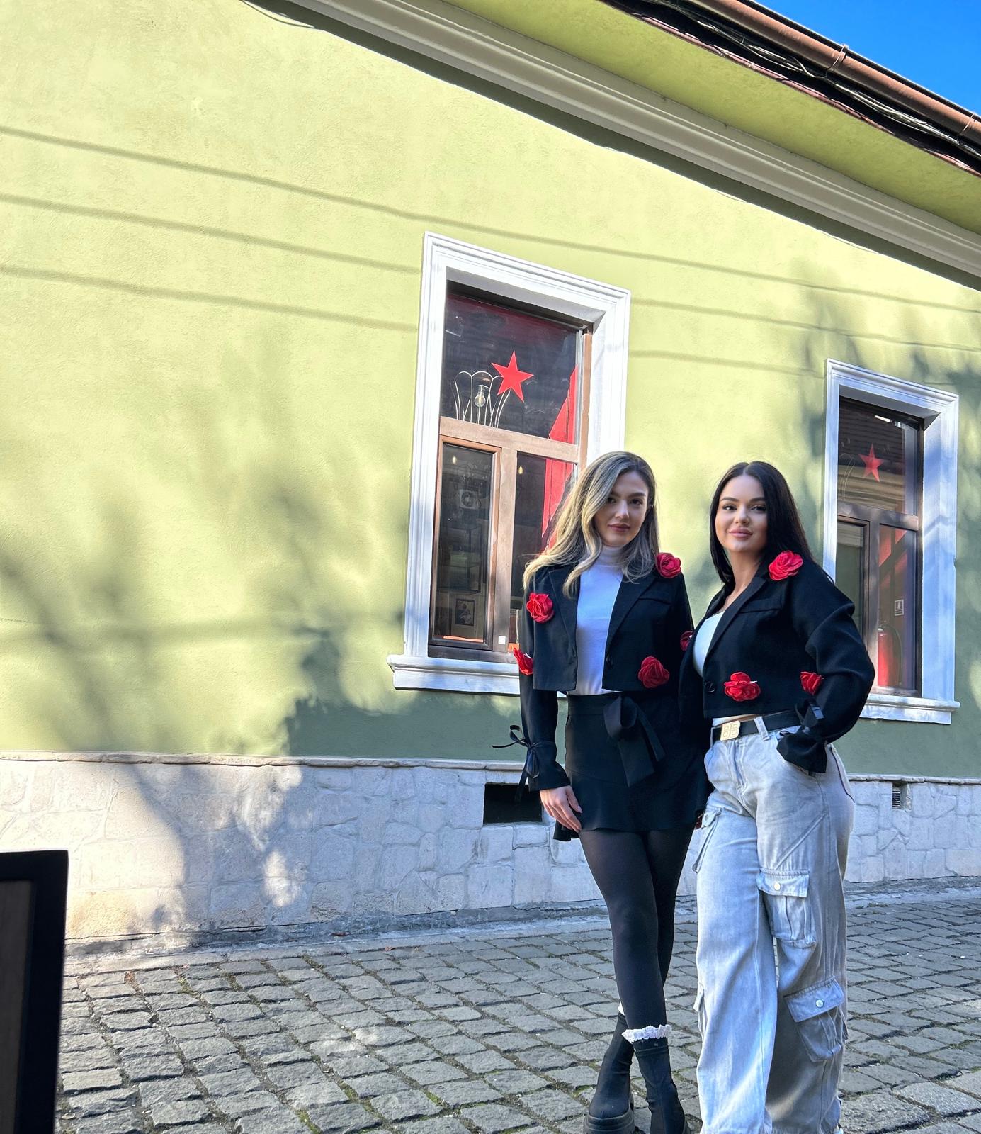 Sacou Zaira Rose Red