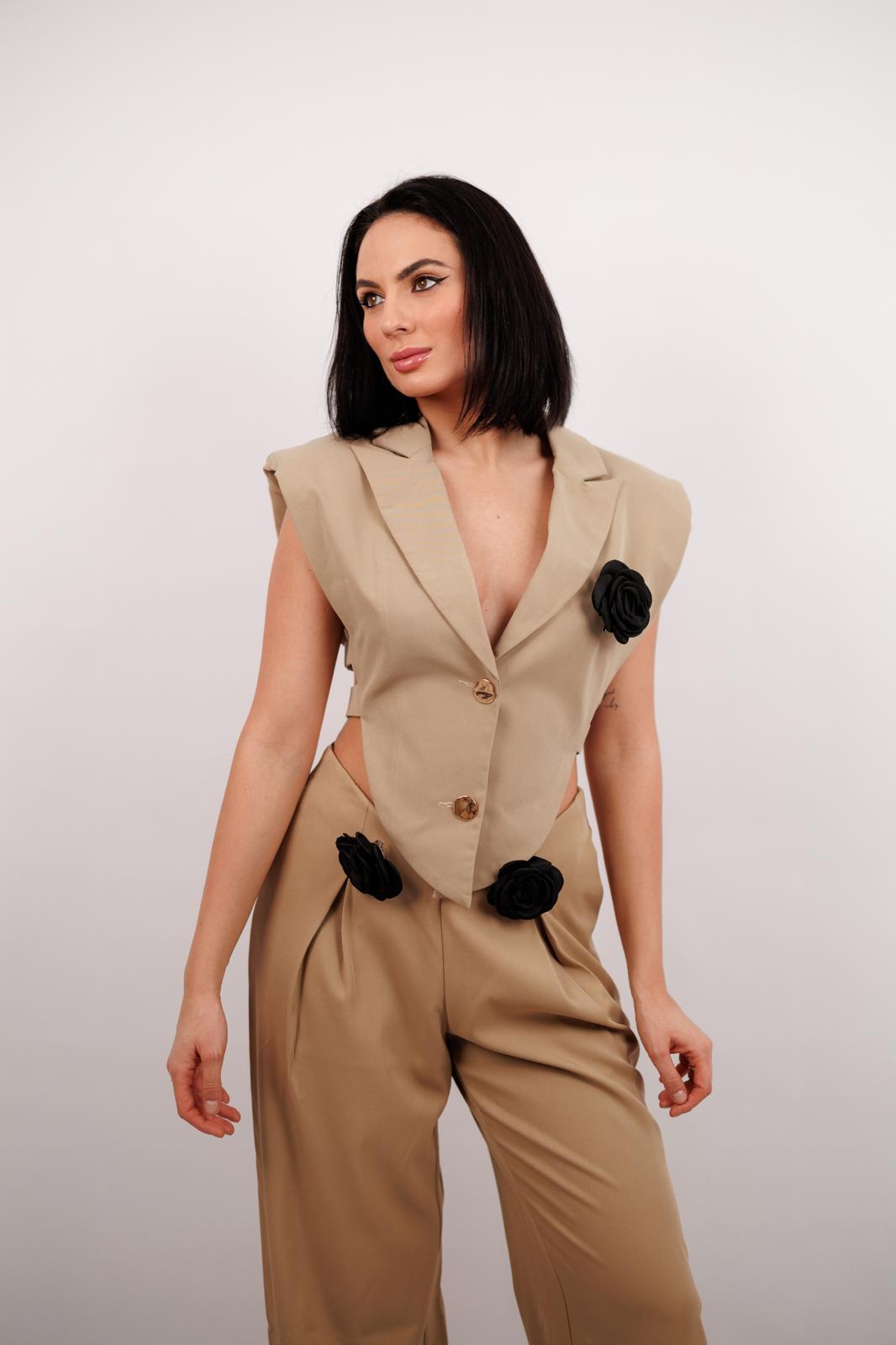 Compleu Zaira Black Cream